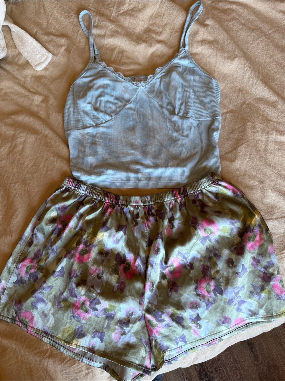 Arizona Light Blue Ribbed Cami and Floral Sleep Shorts Set